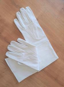 rukavice bílé slavnostní